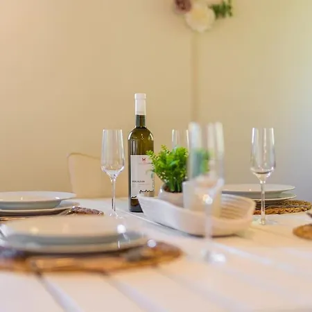 Ocarujuci Houseboat Na Dunaji 別荘 *