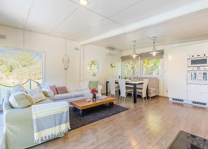 Ocarujuci Houseboat Na Dunaji Dovolenkový dom