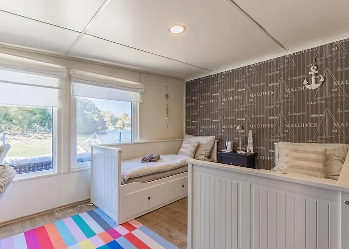 Očarujúci Houseboat Na Dunaji Bratislava