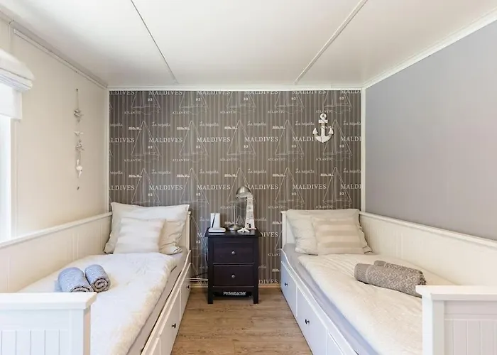 Сasa de vacaciones Očarujúci Houseboat Na Dunaji *