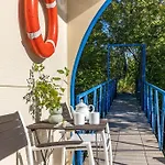 Ocarujuci Houseboat Na Dunaji Дом отдыха Братислава