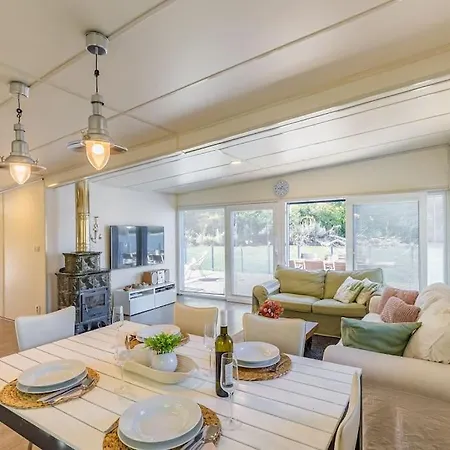 Ocarujuci Houseboat Na Dunaji Nyaraló Pozsony